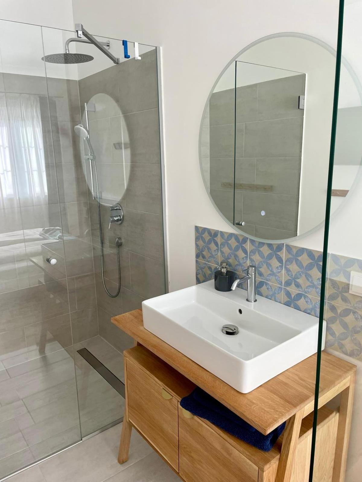 מורביש אם סי Pannonia Apartments מראה חיצוני תמונה